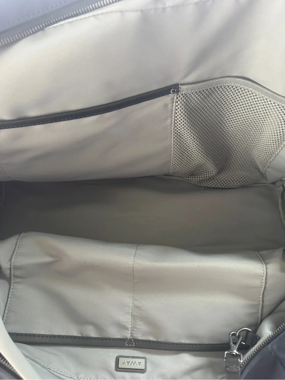 Away The Everywhere Bag in Navy EUC - Picture 9 of 13